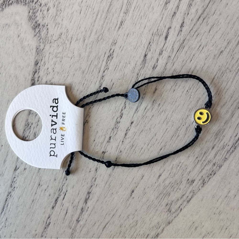 Pura Vida Bracelet with Yellow Smiley